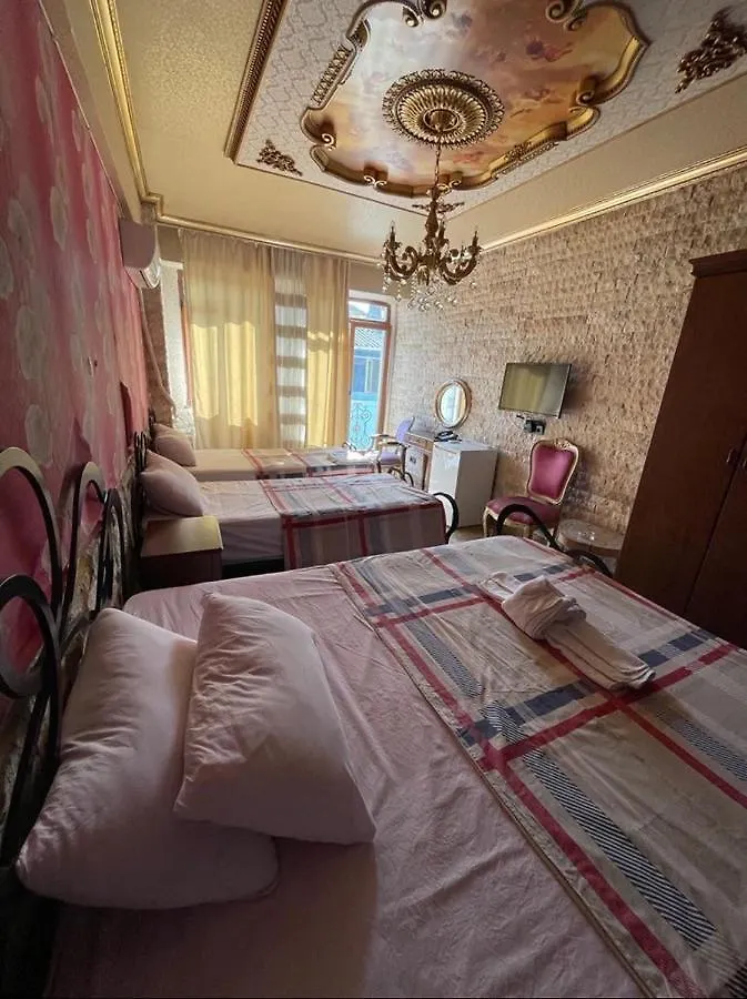 Dilek Hotel & Cafe Istanbul